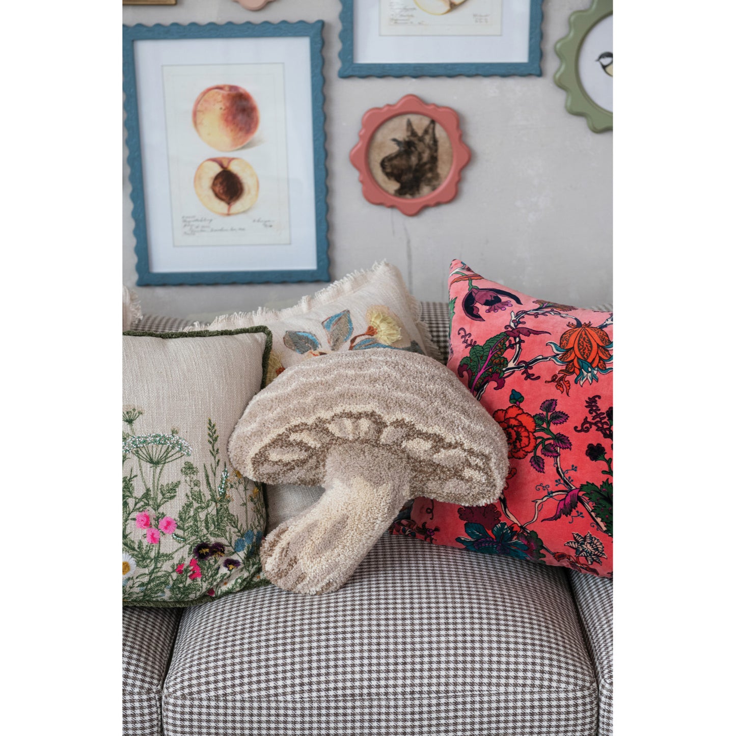 Wool Tufted Mushroom Pillow