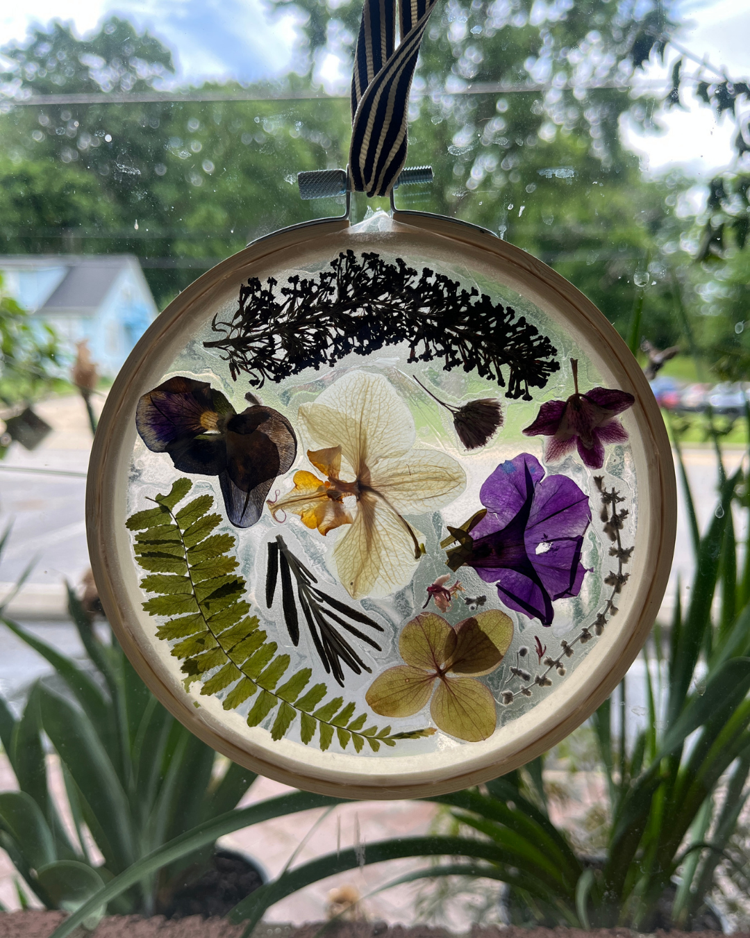 Kids Korner: Flower Suncatchers - June 13 at 11a