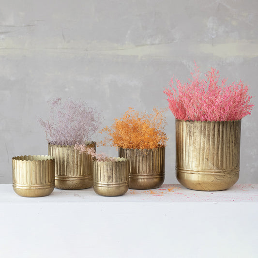 Metal Ribbed Planters with Scalloped Rims, 5 sizes