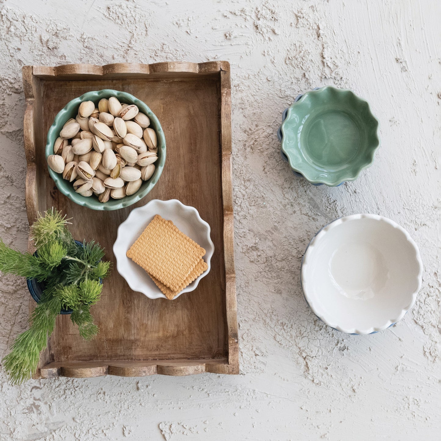 Mango Wood Scalloped Tray, Natural