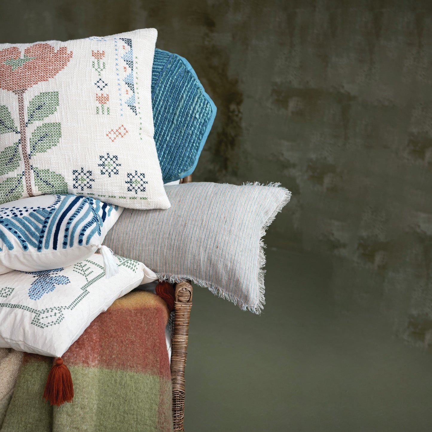 Embroidered Cotton Slub Floral Throw Pillow