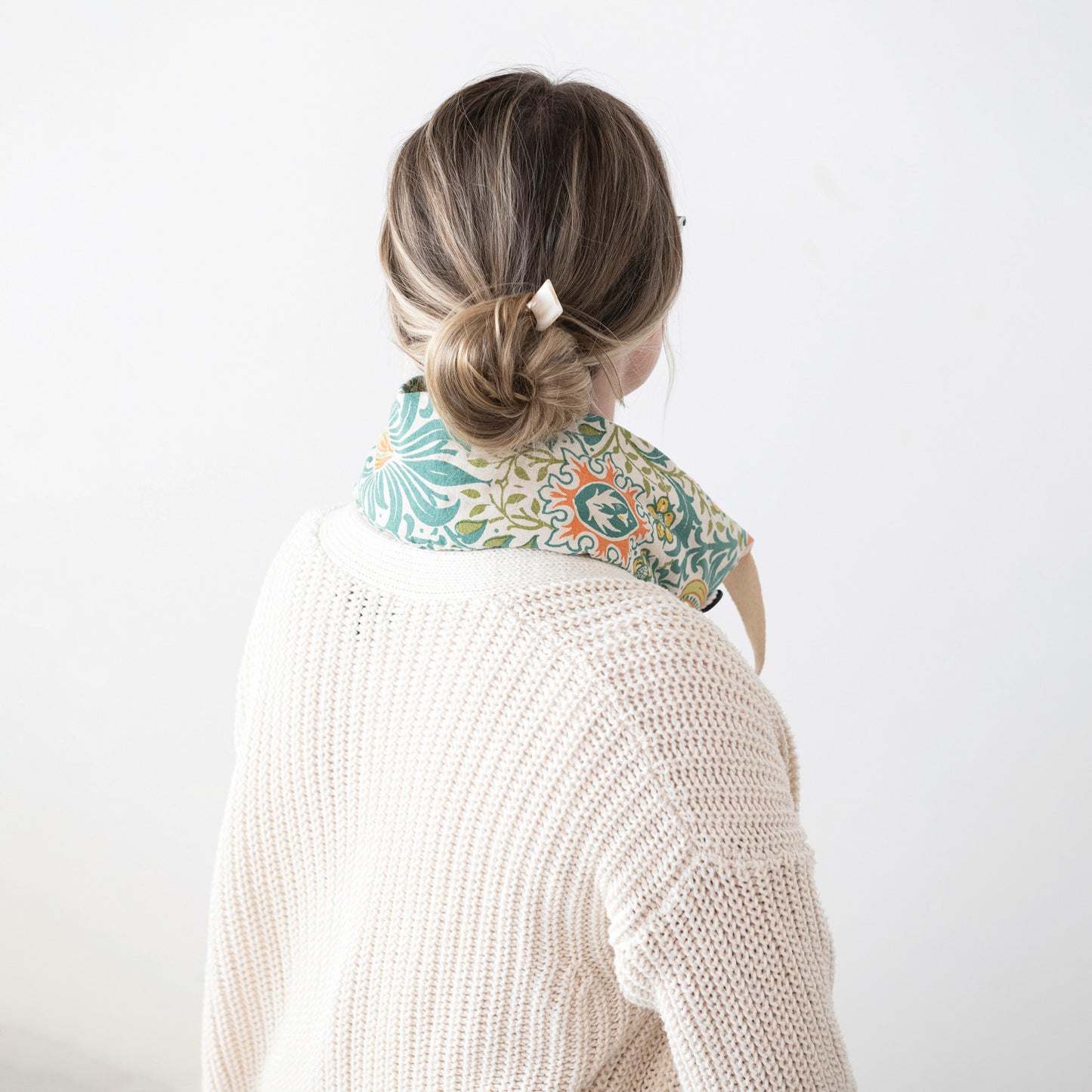 Microwaveable Floral Hot/Cold Neck Wrap Filled w/ Lentils & Lavender