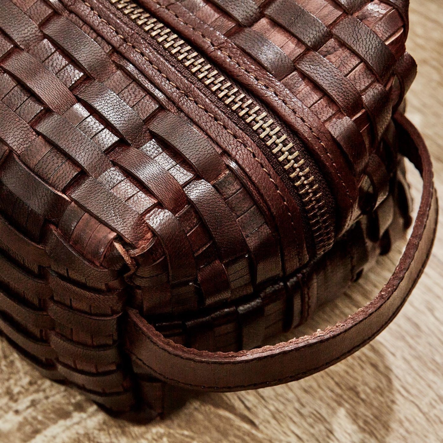 Chestnut Woven Leather Dopp Kit, Asst.
